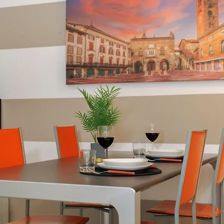 Apartamento Centre - 5min From Bgy Airport, Wifi, Ac