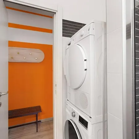 Centre - 5min From Bgy Airport, Wifi, Ac ベルガモ