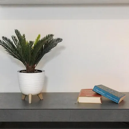 Centre - 5min From Bgy Airport, Wifi, Ac