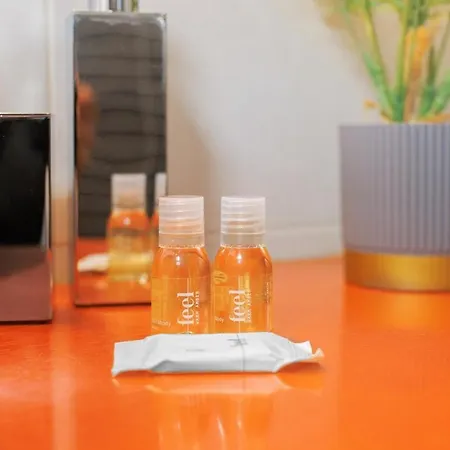 Lägenhet Centre - 5min From Bgy Airport, Wifi, Ac