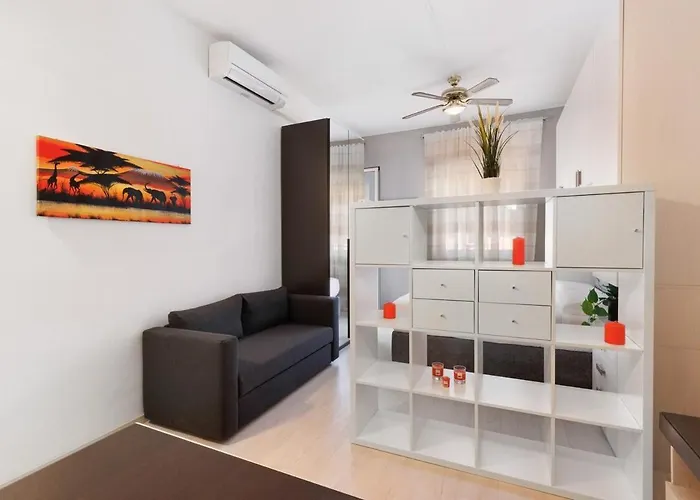 Apartmán Centre - 5min From Bgy Airport, Wifi, Ac *